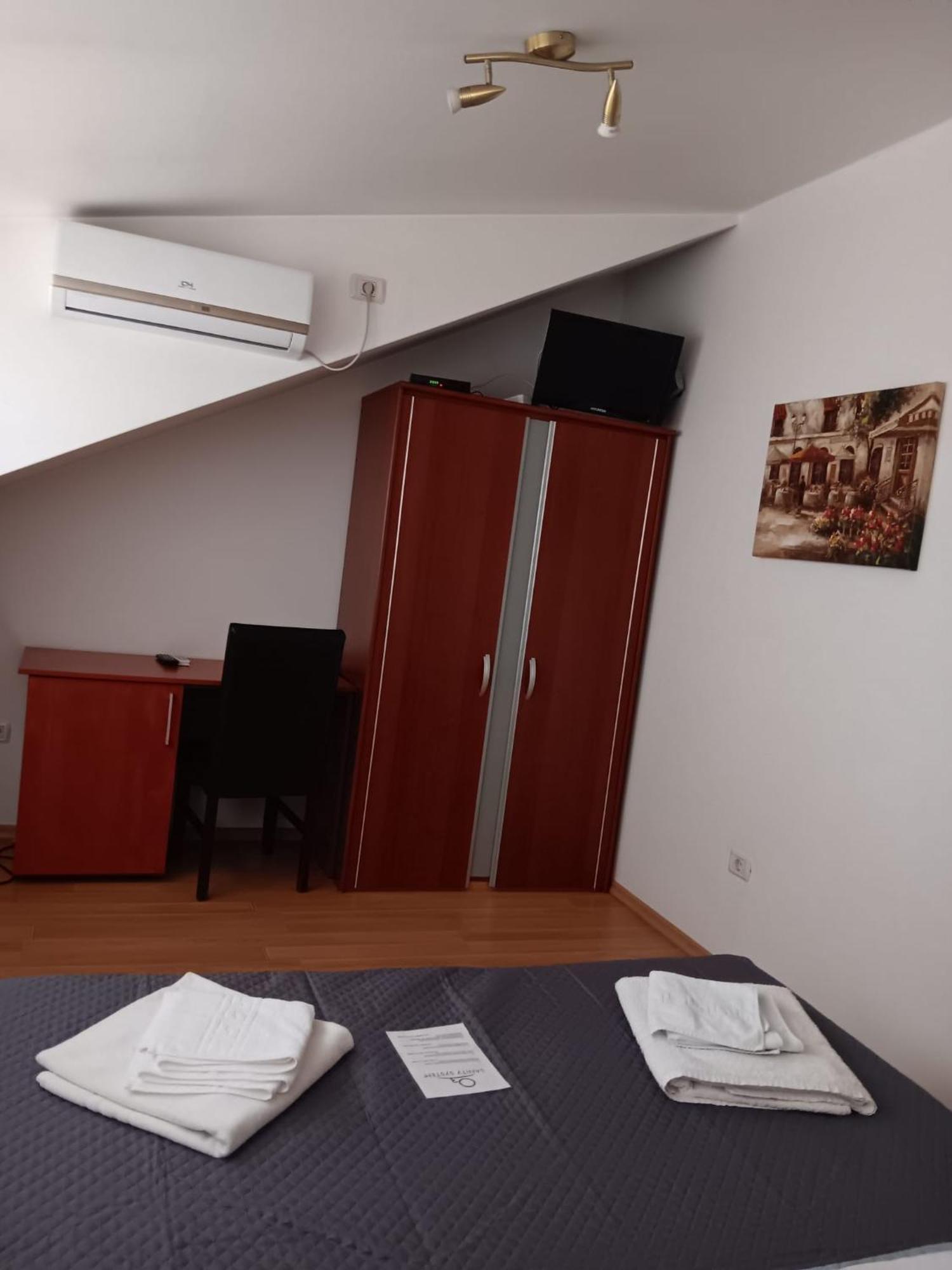 Hotel Vila Veneto Τιμισοάρα Εξωτερικό φωτογραφία