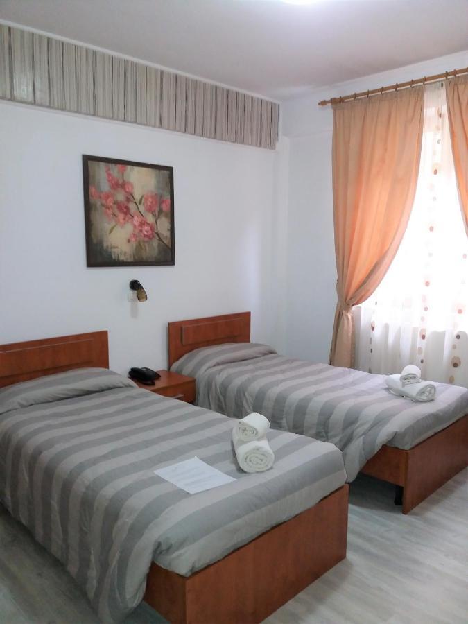 Hotel Vila Veneto Τιμισοάρα Εξωτερικό φωτογραφία